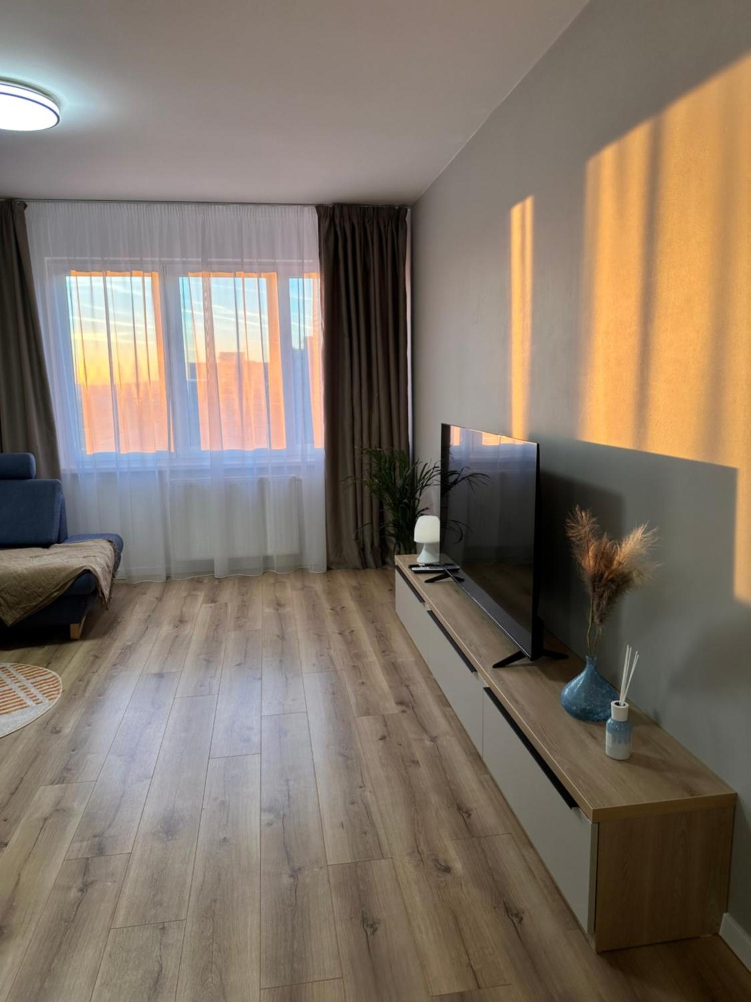 Trendy Apartment Тренчин Экстерьер фото