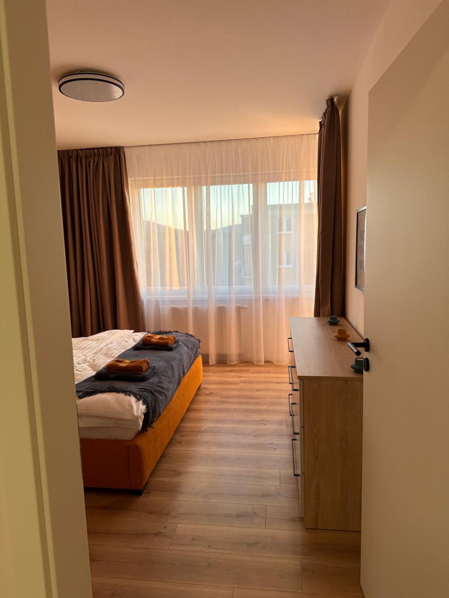 Trendy Apartment Тренчин Экстерьер фото