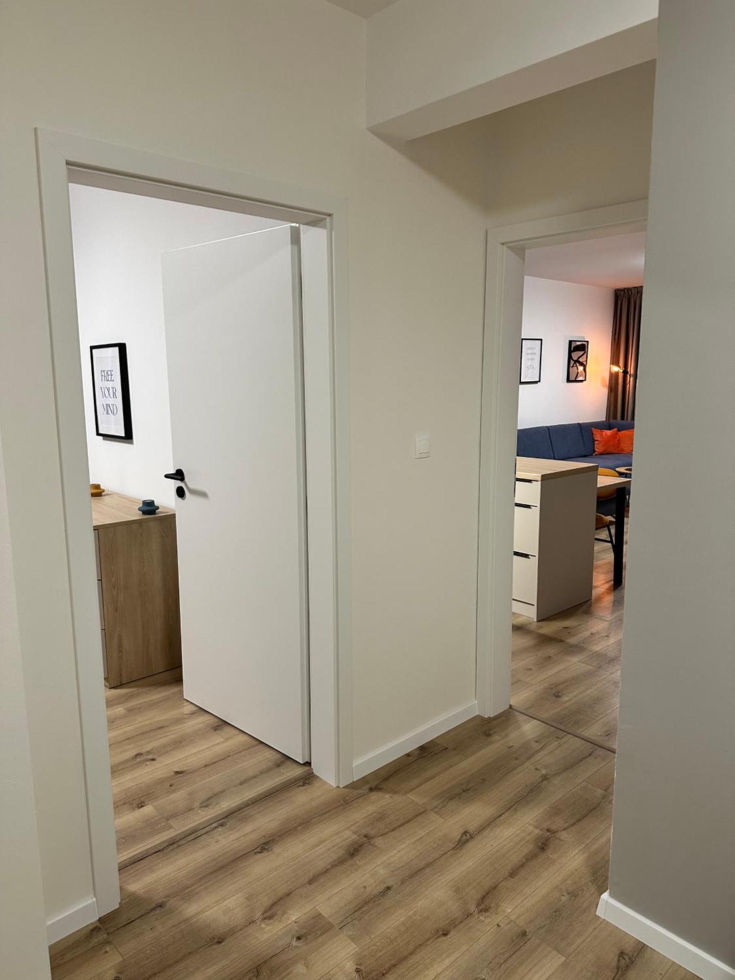 Trendy Apartment Тренчин Экстерьер фото